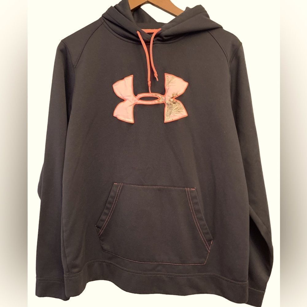 Under Armour Hoodie Black with floral logo on front. M/L